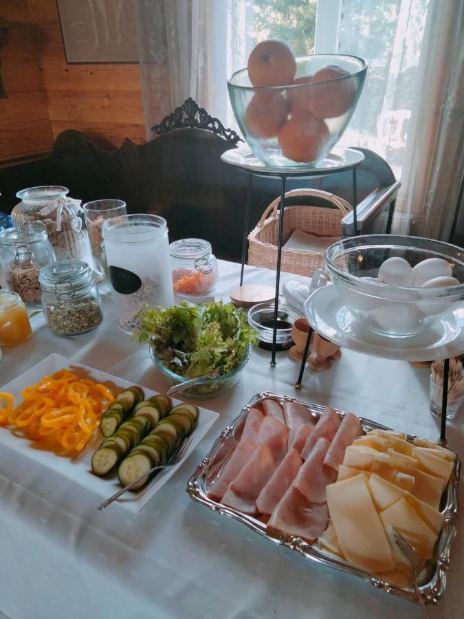 B&B Villa Helmi Ala-Temmes Екстериор снимка